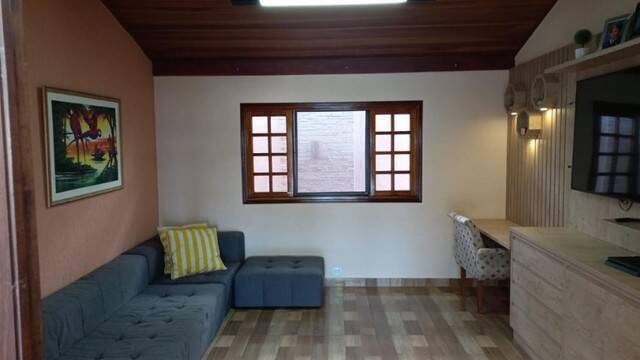 Casa à venda com 4 quartos, 400m² - Foto 2