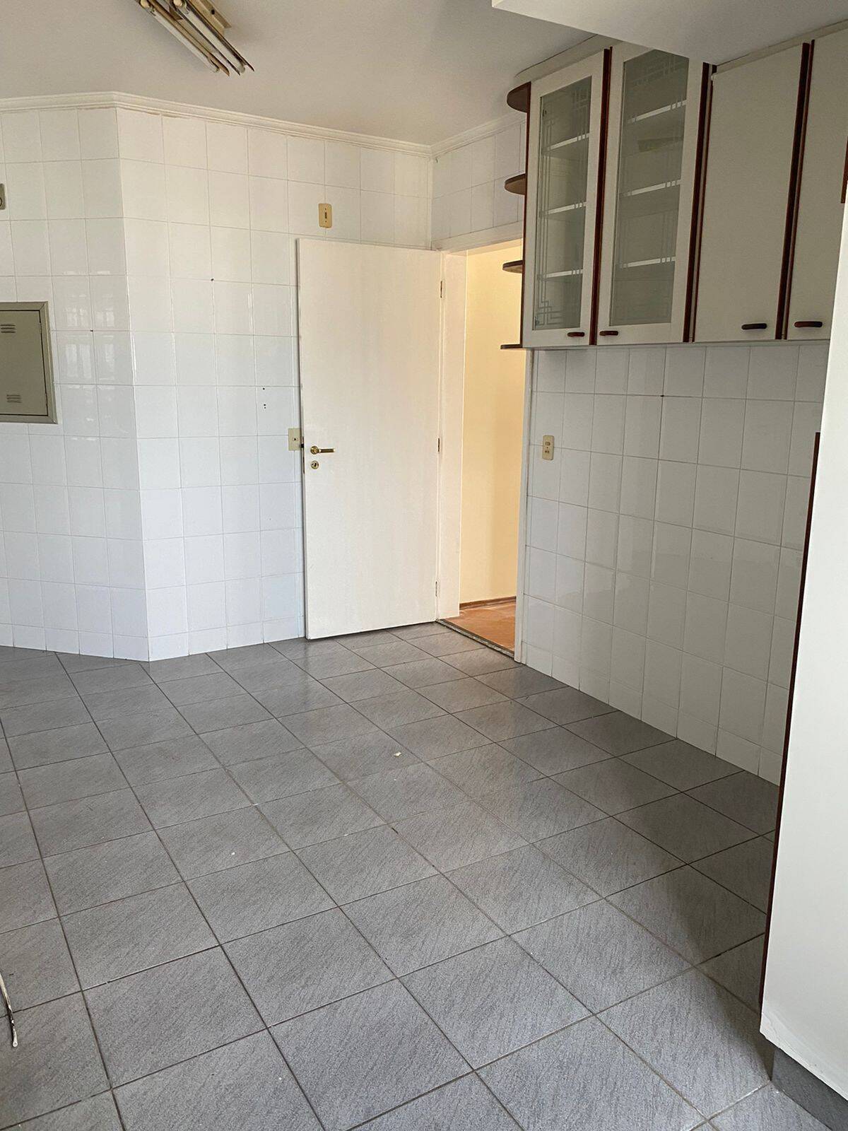 Apartamento à venda com 3 quartos, 112m² - Foto 6