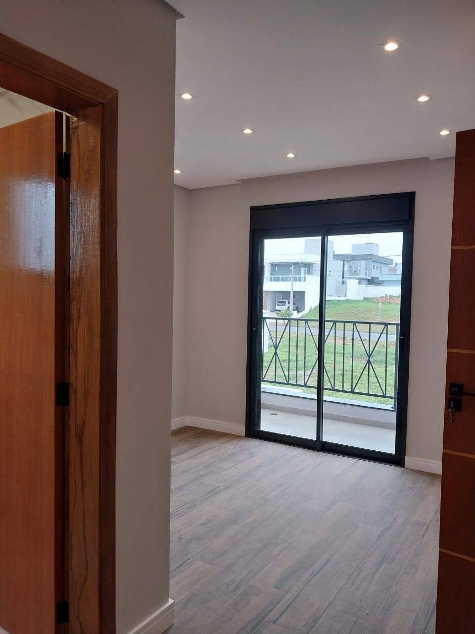 Casa de Condomínio à venda com 3 quartos, 253m² - Foto 11