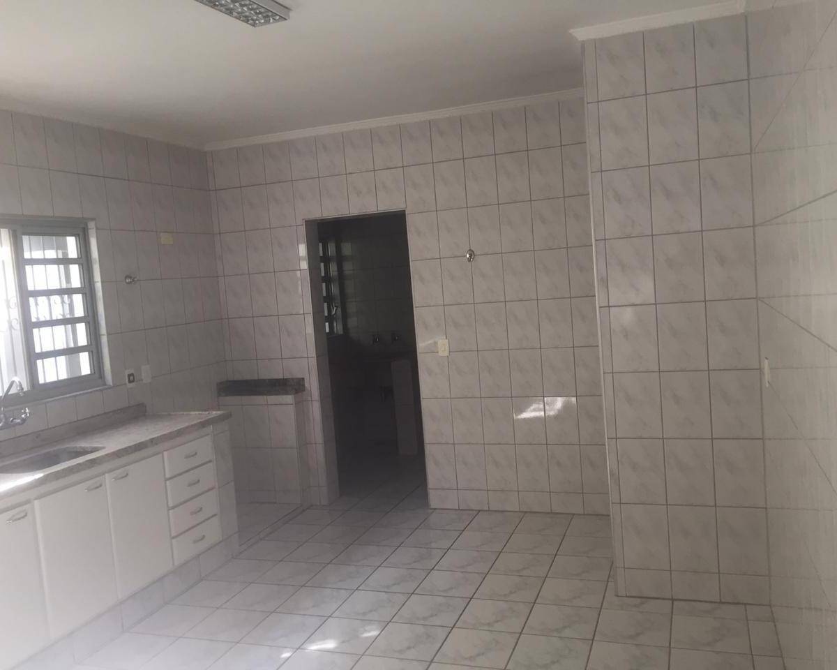 Prédio Inteiro à venda, 200m² - Foto 4