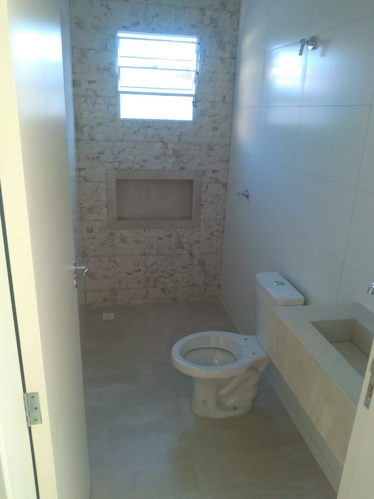 Casa à venda com 3 quartos, 94m² - Foto 11