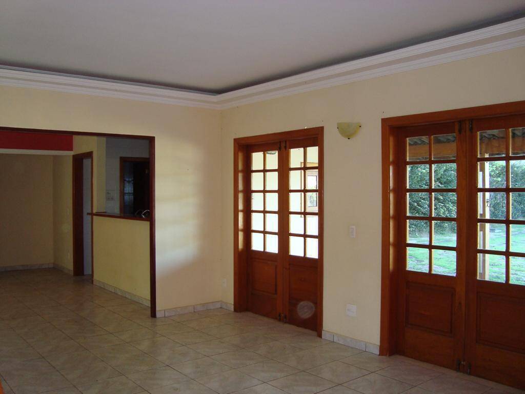 Casa à venda com 2 quartos, 180m² - Foto 7