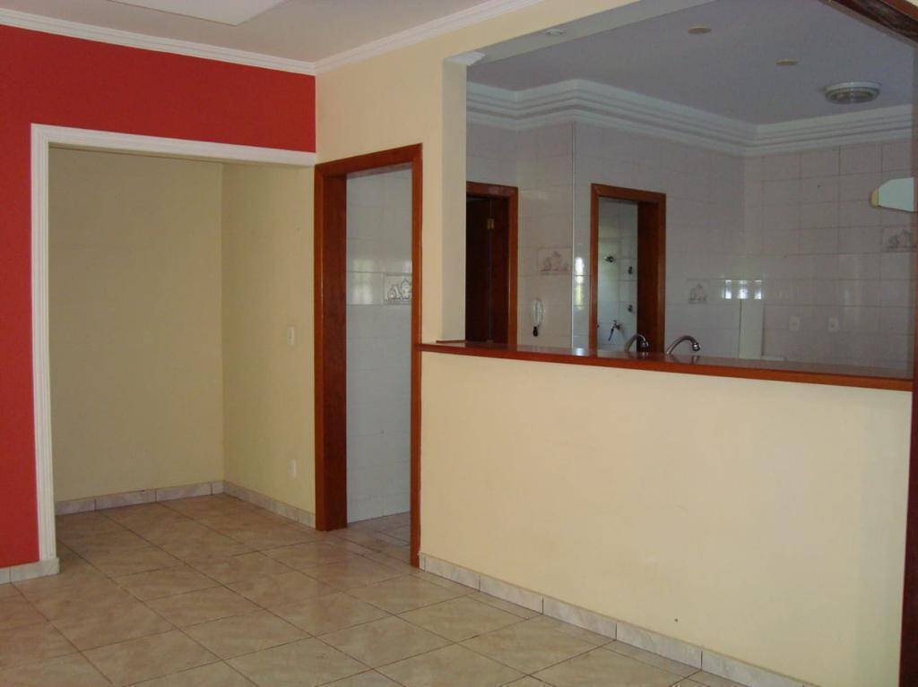 Casa à venda com 2 quartos, 180m² - Foto 10