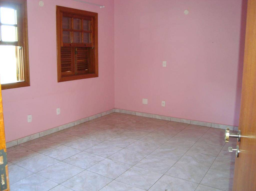 Casa à venda com 2 quartos, 180m² - Foto 12