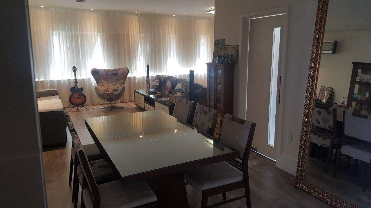 Casa à venda com 4 quartos, 332m² - Foto 2