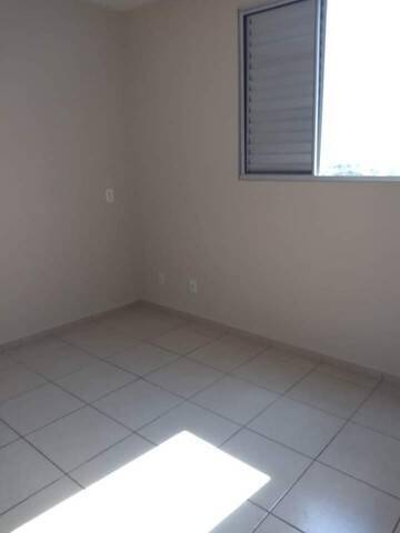 Apartamento à venda com 3 quartos, 61m² - Foto 2