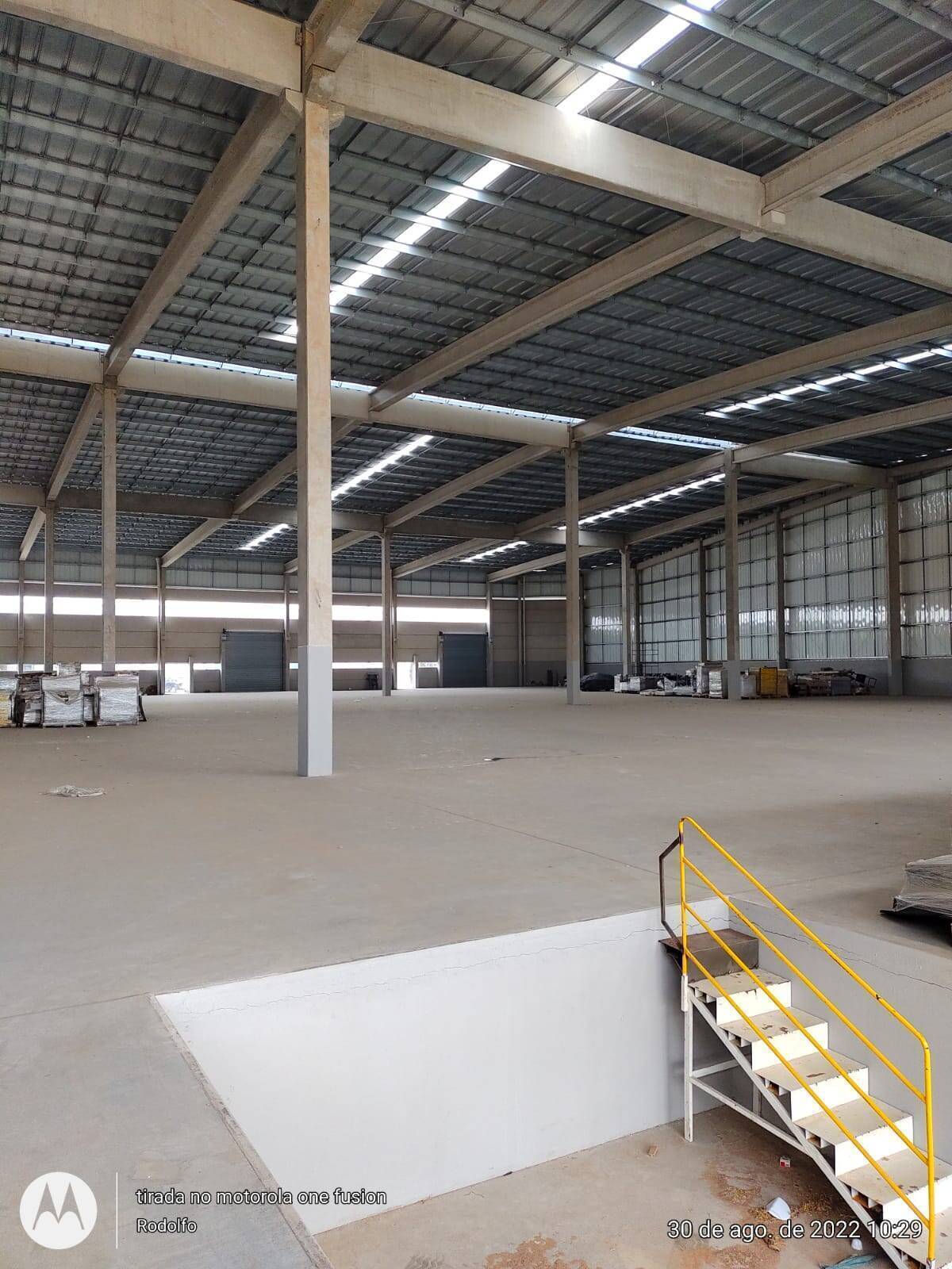 Depósito-Galpão-Armazém para alugar, 1266m² - Foto 4