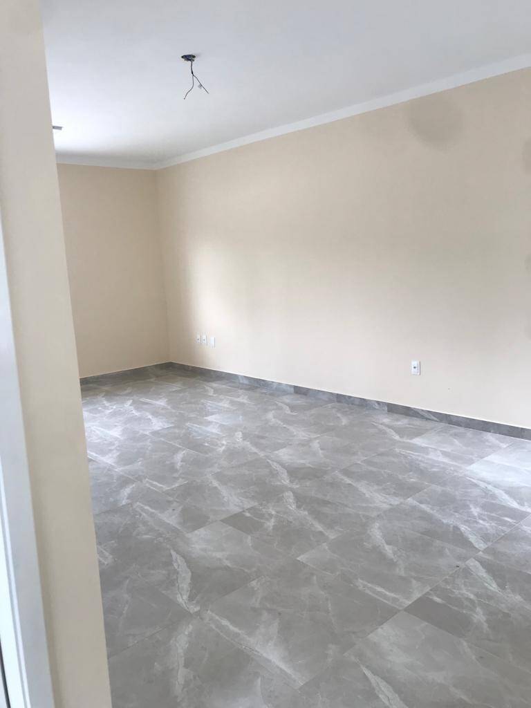 Casa à venda com 3 quartos, 135m² - Foto 4