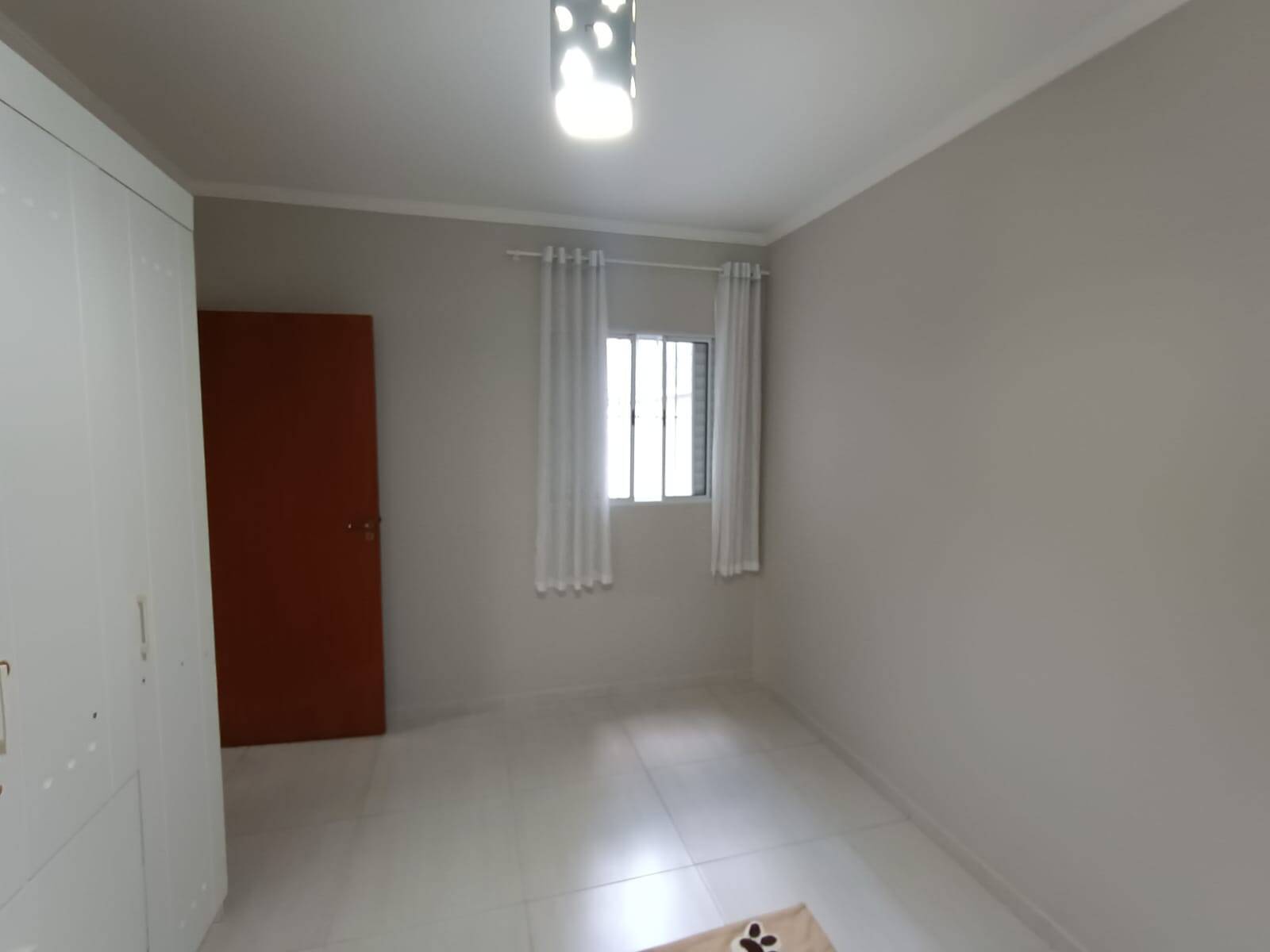 Casa à venda com 3 quartos, 220m² - Foto 7