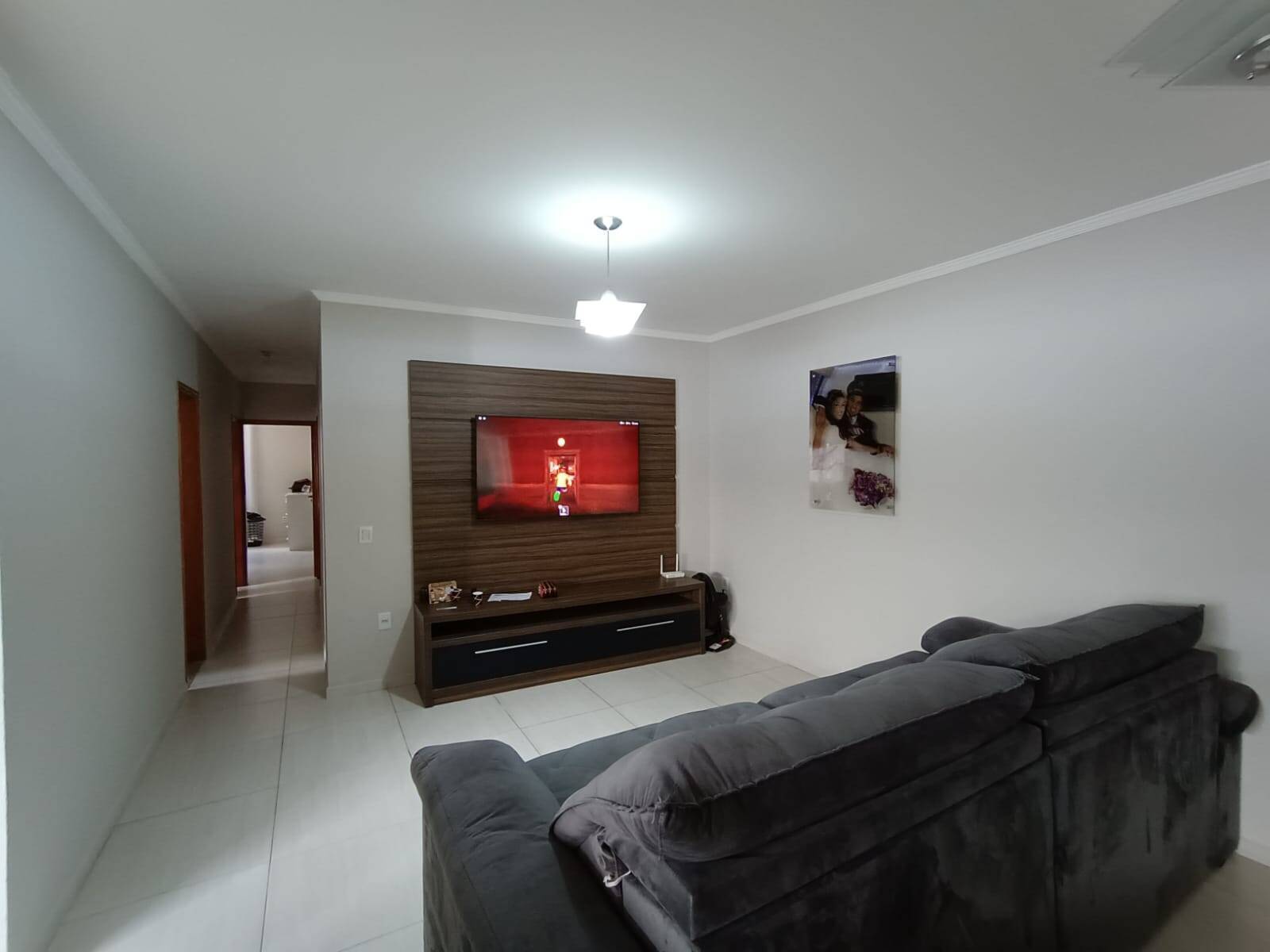 Casa à venda com 3 quartos, 220m² - Foto 4