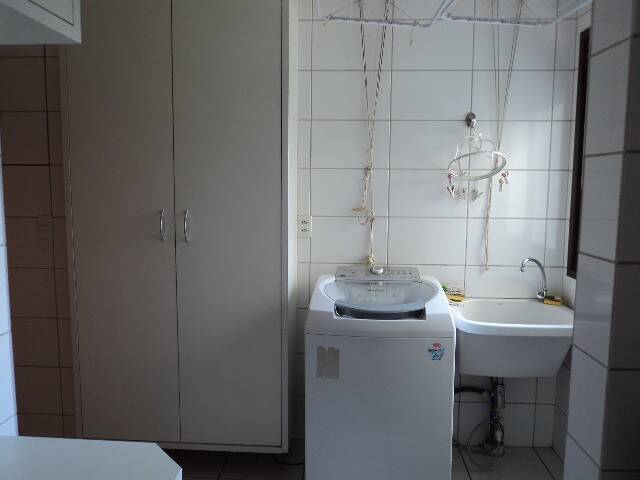 Apartamento para alugar com 3 quartos, 92m² - Foto 14