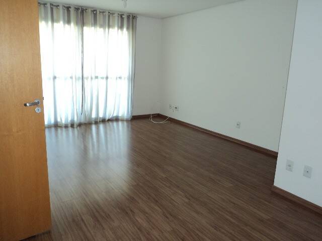 Apartamento para alugar com 3 quartos, 92m² - Foto 6