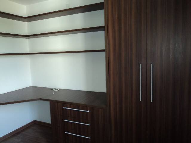 Apartamento para alugar com 3 quartos, 92m² - Foto 9