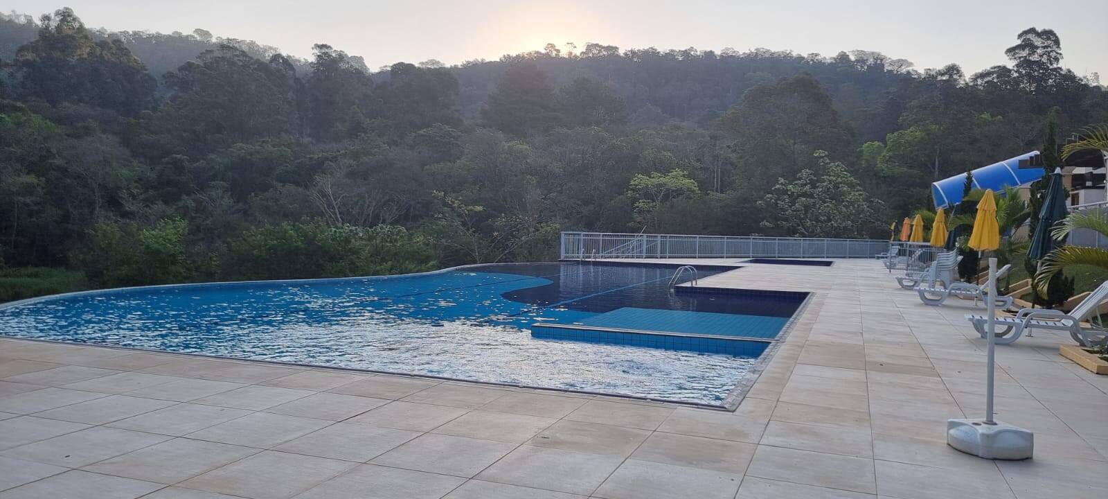 Casa de Condomínio à venda com 3 quartos, 228m² - Foto 24