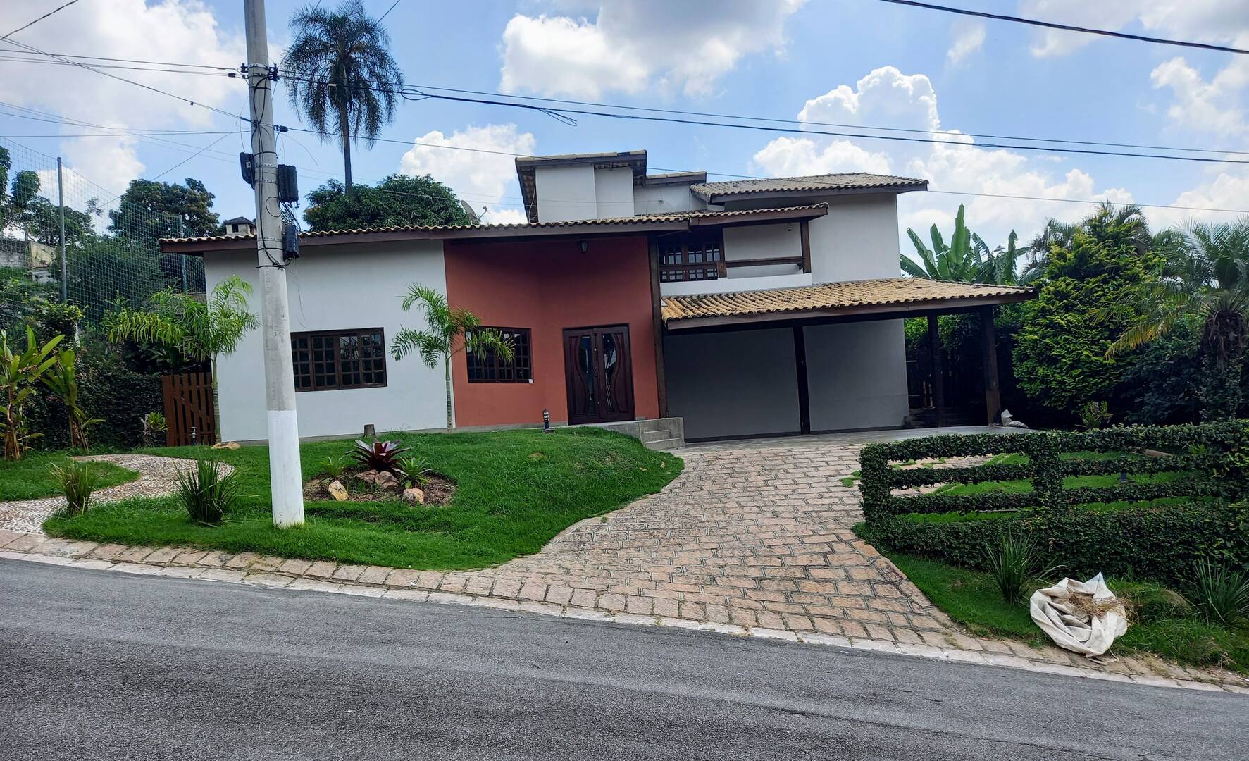 Casa de Condomínio à venda com 4 quartos, 470m² - Foto 1