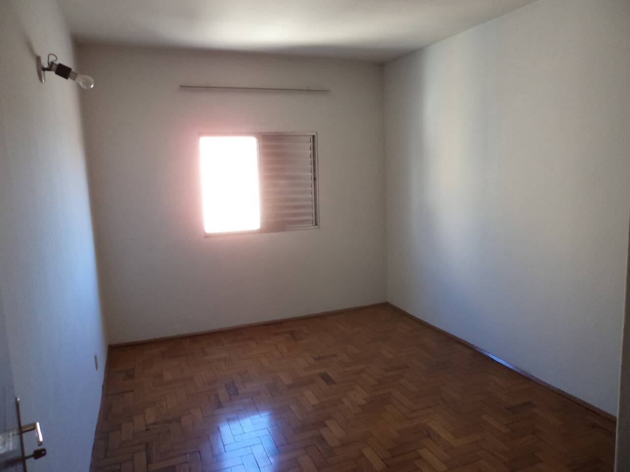 Apartamento à venda com 3 quartos, 97m² - Foto 2