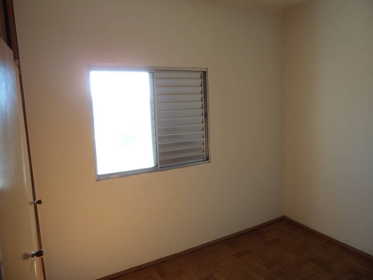 Apartamento à venda com 3 quartos, 97m² - Foto 4