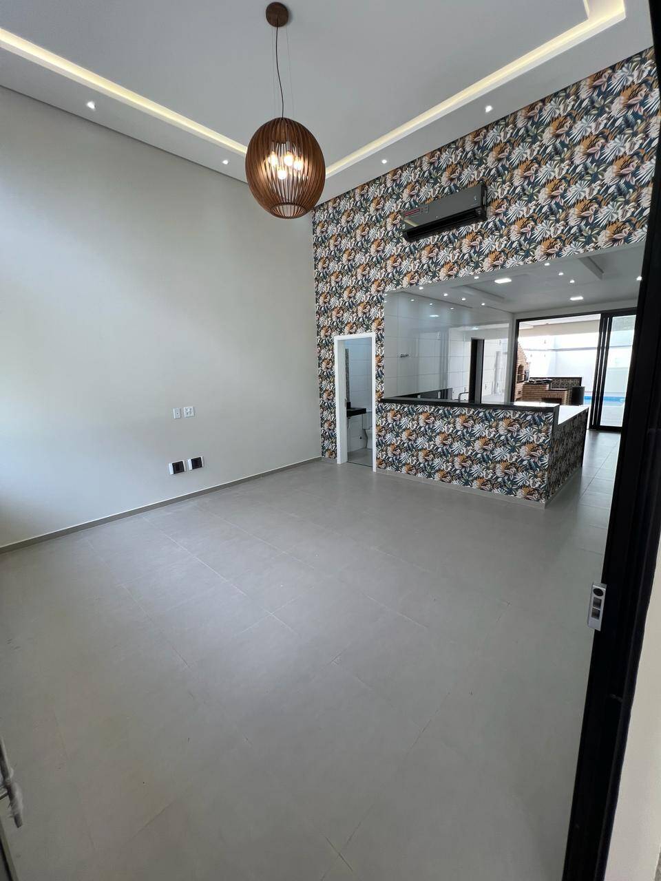 Casa à venda com 3 quartos, 169m² - Foto 2