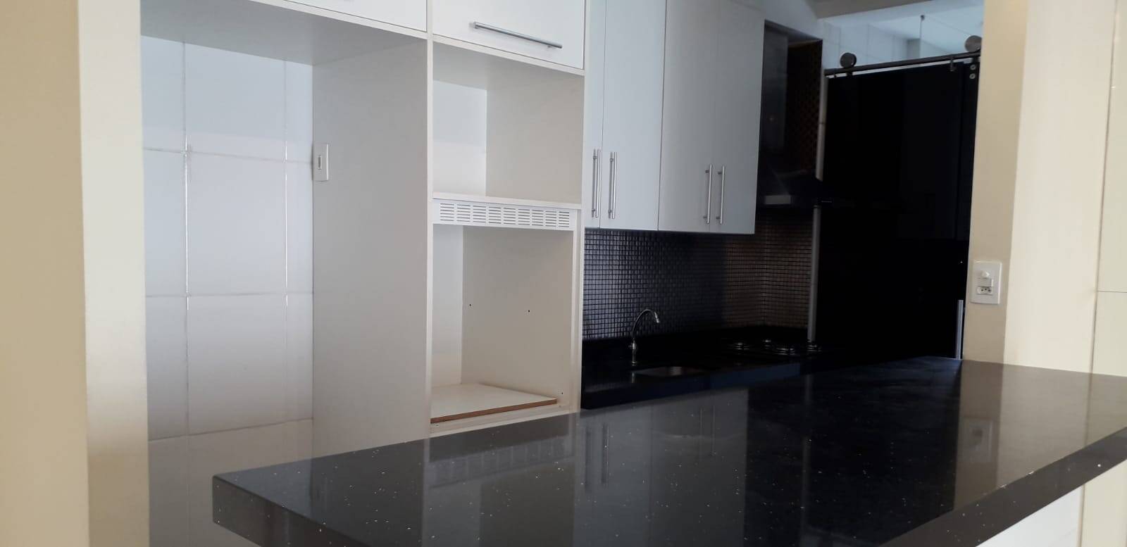 Apartamento para alugar com 3 quartos, 83m² - Foto 4