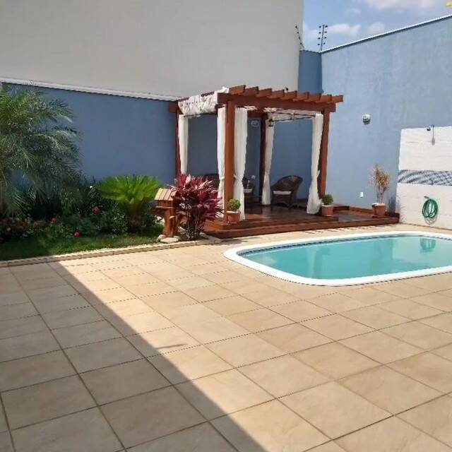 Casa à venda com 3 quartos, 290m² - Foto 3