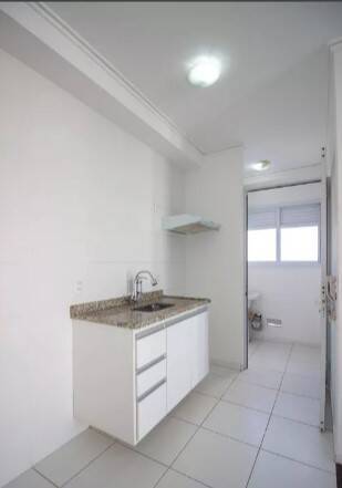 Apartamento à venda com 2 quartos, 56m² - Foto 18