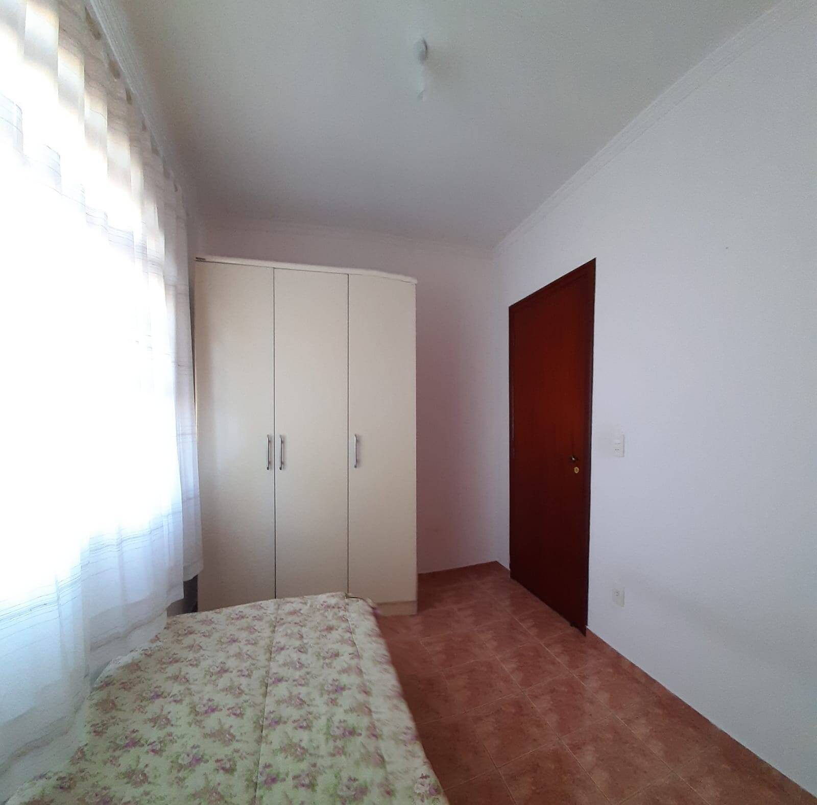 Casa à venda com 3 quartos, 211m² - Foto 12