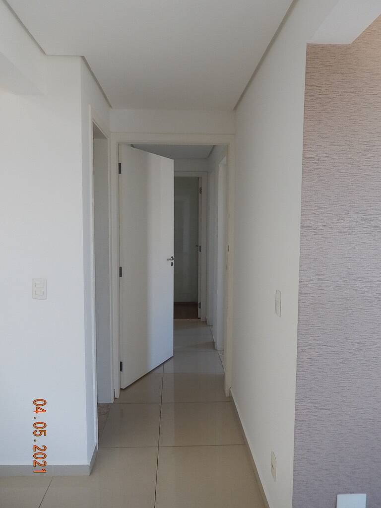 Apartamento à venda com 4 quartos, 190m² - Foto 9