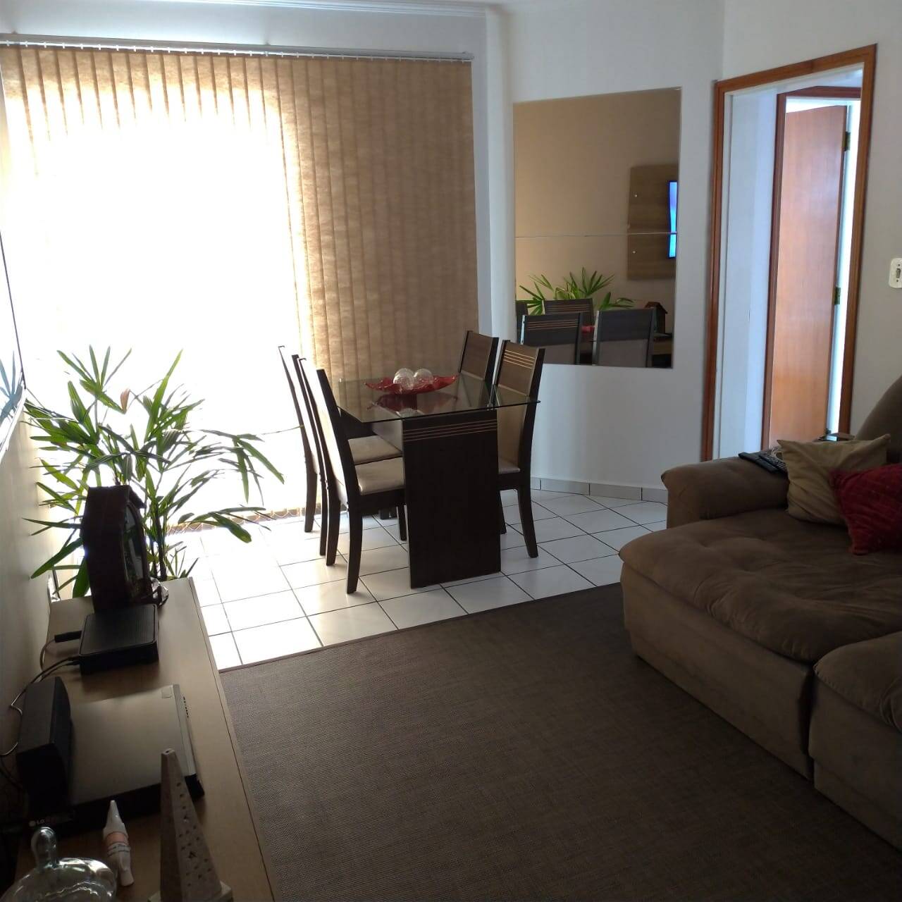 Apartamento à venda com 2 quartos, 67m² - Foto 1