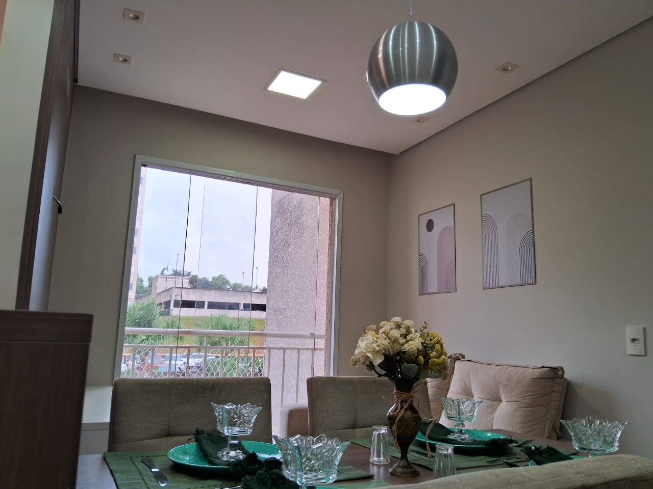 Apartamento à venda com 2 quartos, 49m² - Foto 2