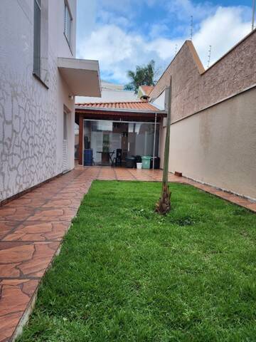 Casa à venda com 3 quartos, 240m² - Foto 18