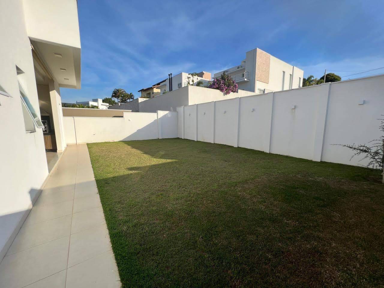 Casa de Condomínio à venda com 3 quartos, 260m² - Foto 16