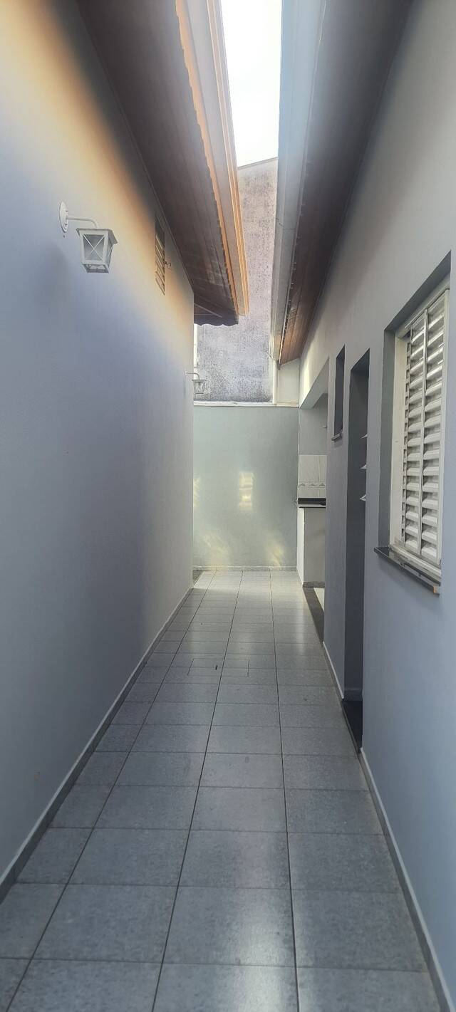 Casa à venda com 3 quartos, 200m² - Foto 17