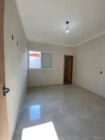 Casa à venda com 3 quartos, 99m² - Foto 2