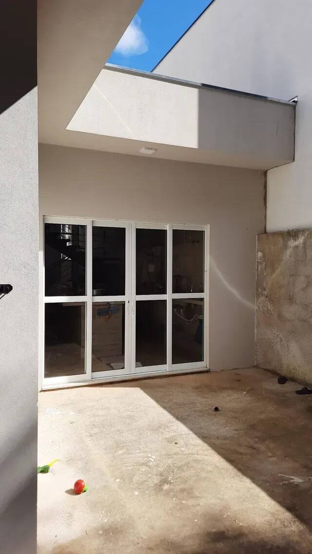 Casa de Condomínio à venda com 3 quartos, 132m² - Foto 4