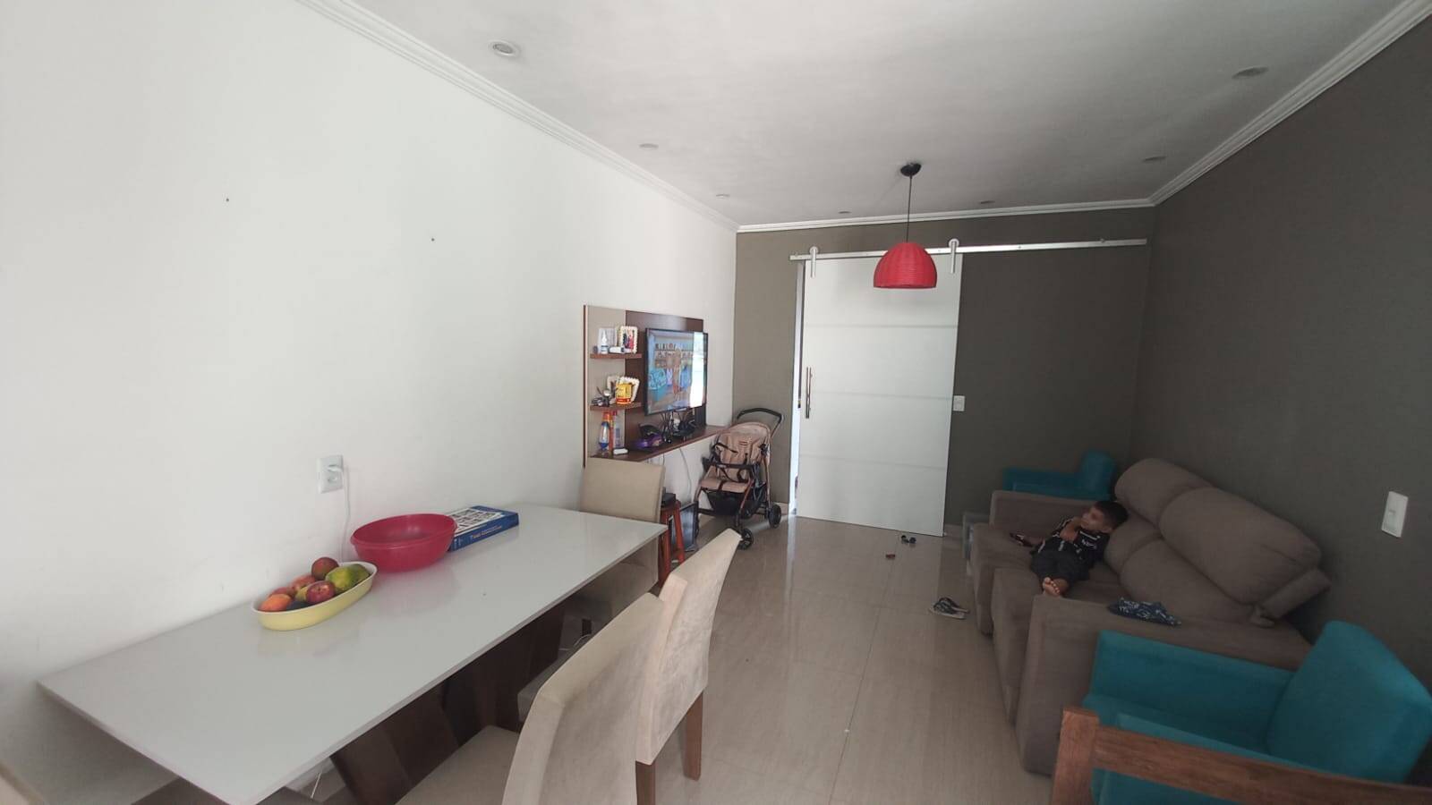 Casa à venda com 2 quartos, 150m² - Foto 4