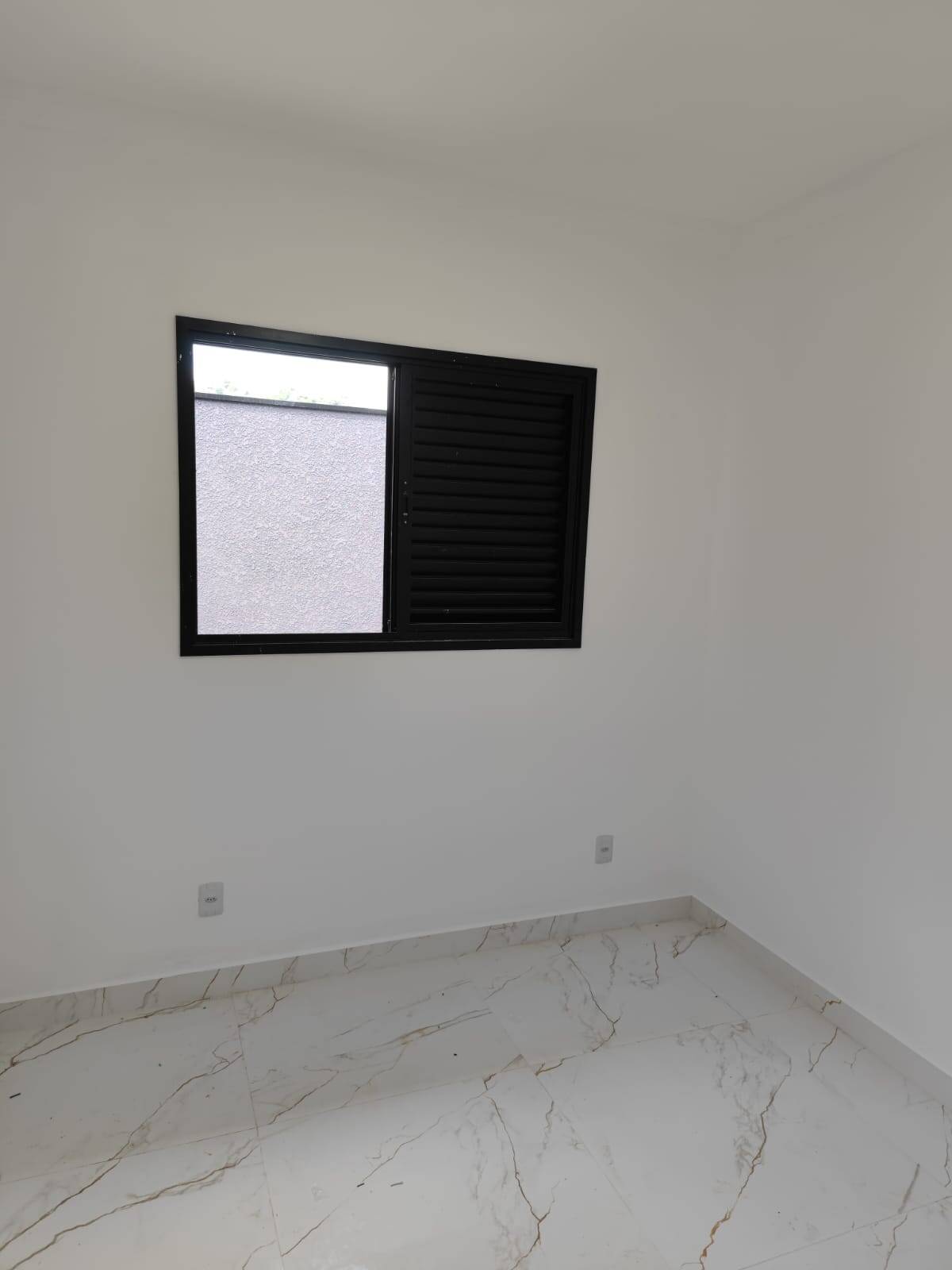 Casa à venda com 3 quartos, 94m² - Foto 12