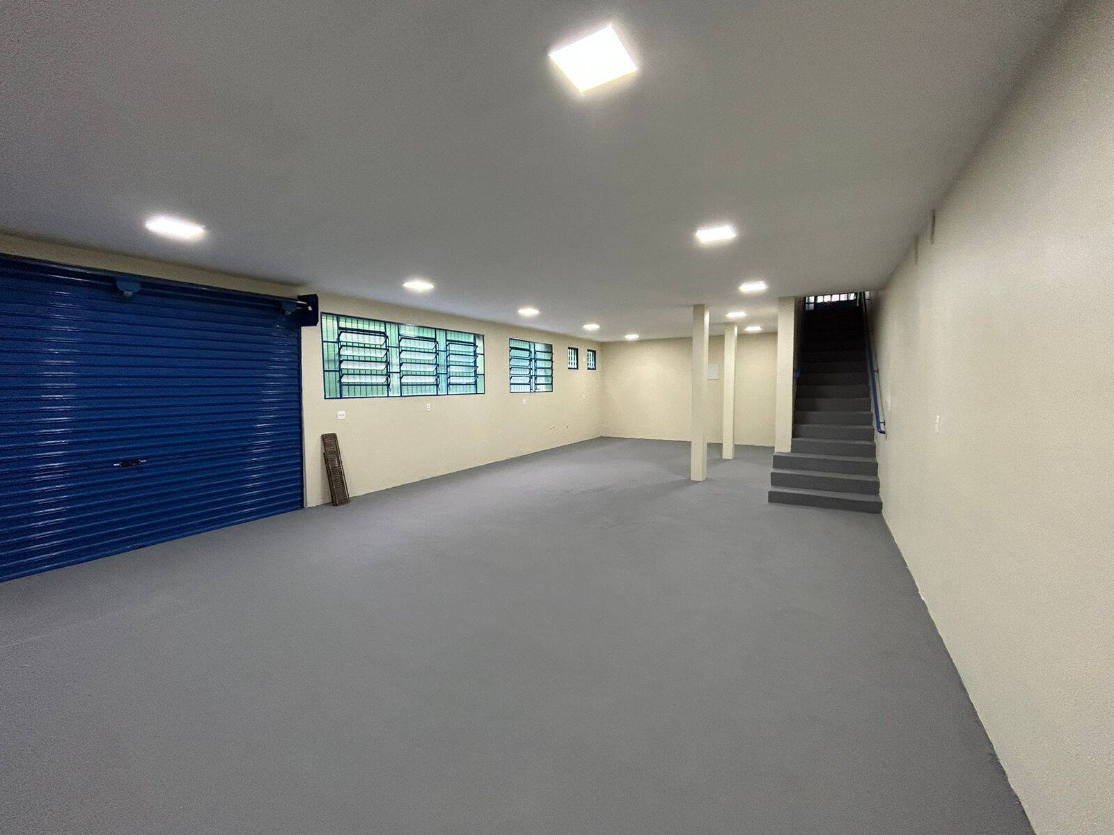 Prédio Inteiro para alugar, 275m² - Foto 1