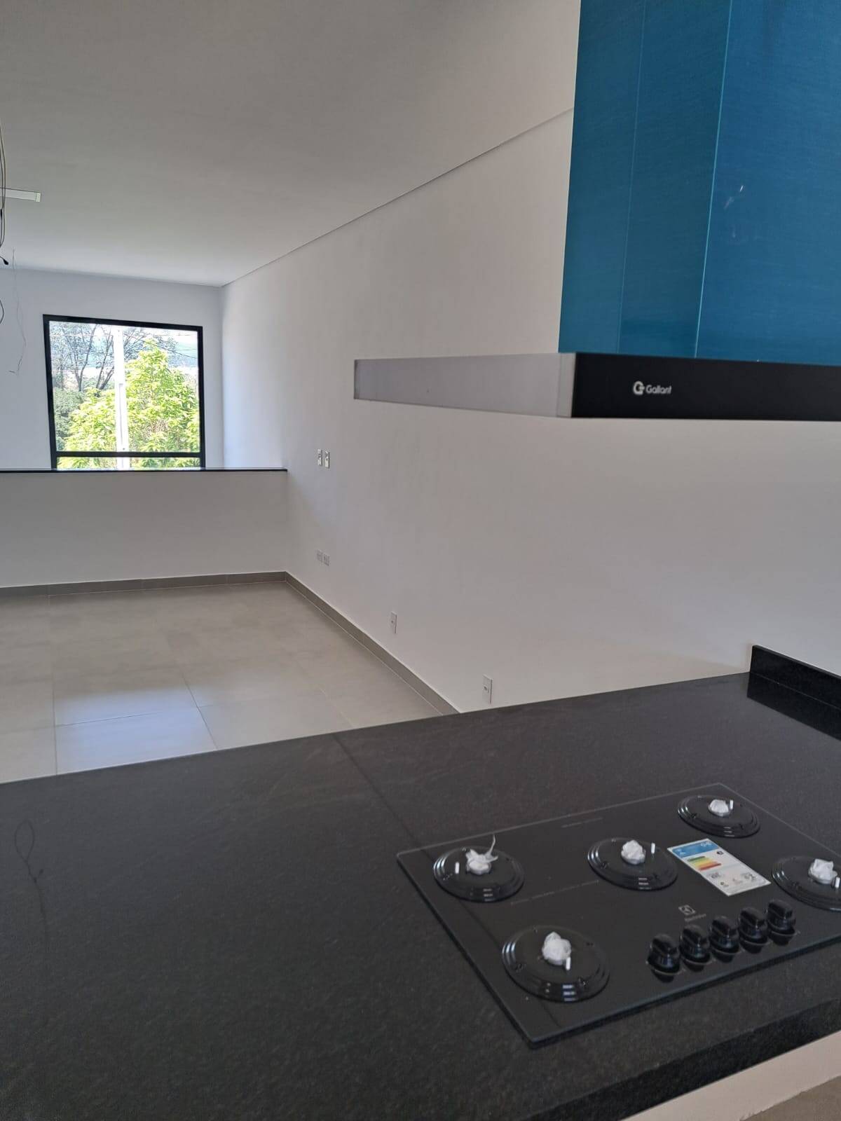 Casa à venda com 4 quartos, 200m² - Foto 7