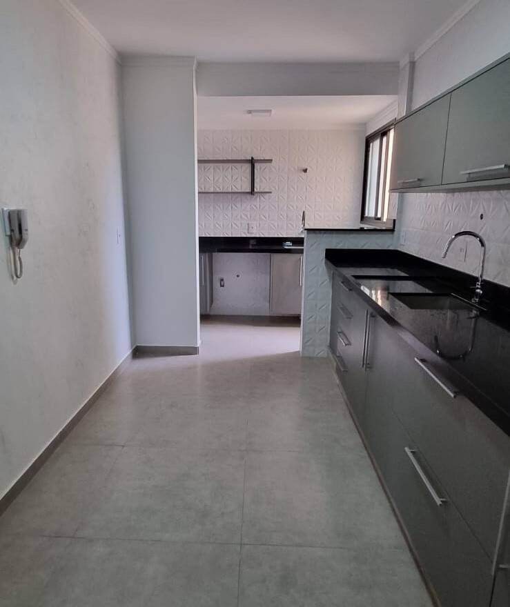 Apartamento à venda e aluguel com 3 quartos, 97m² - Foto 4