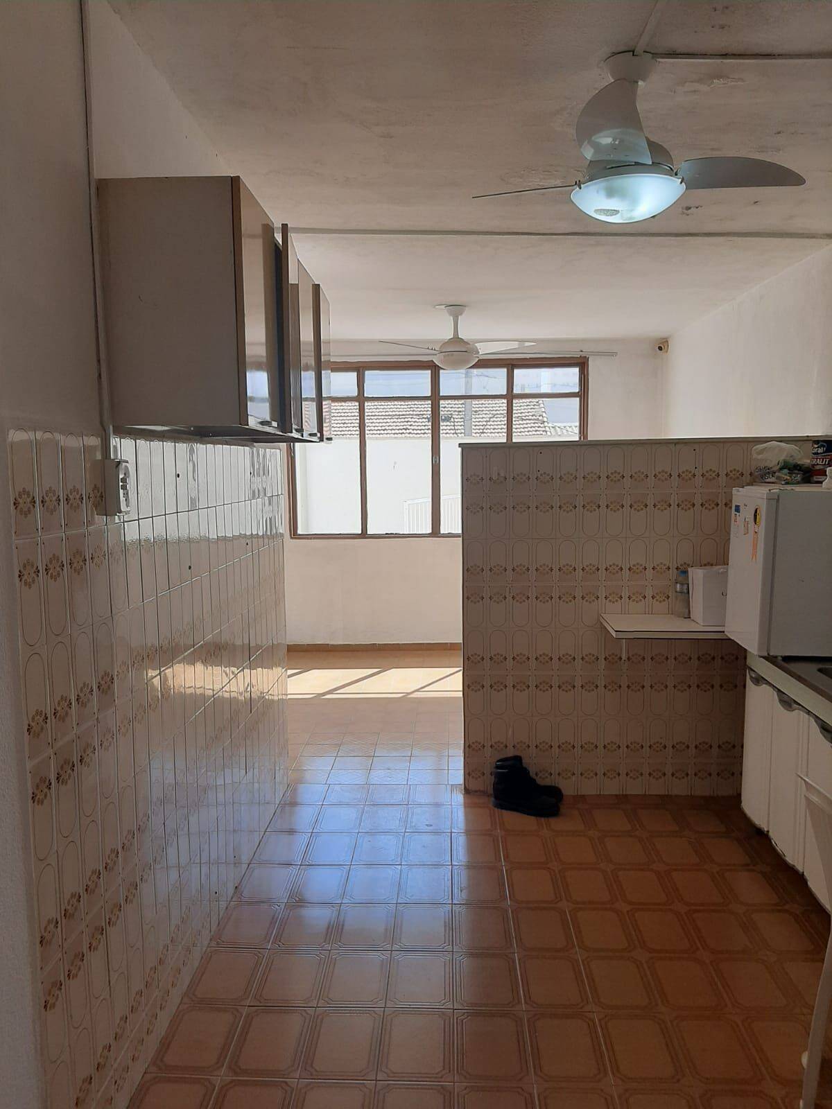 Casa para alugar com 1 quarto, 80m² - Foto 1