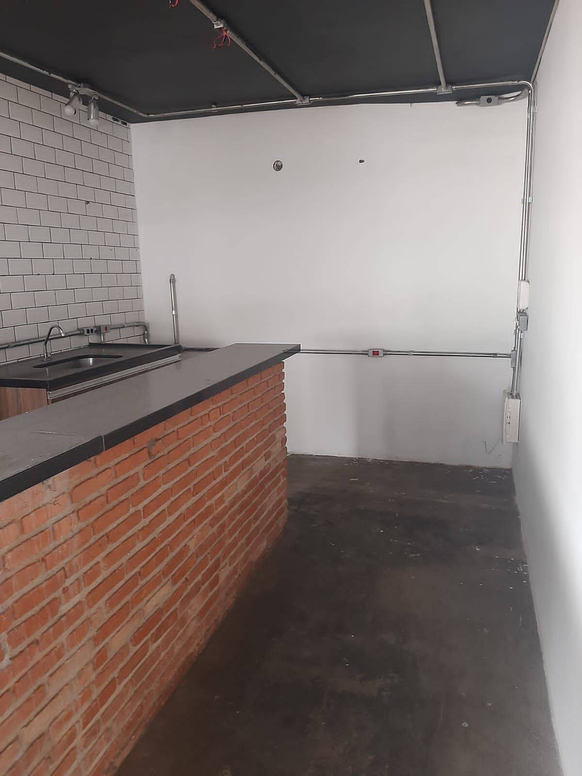 Prédio Inteiro para alugar com 1 quarto, 50m² - Foto 3