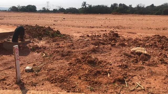 Terreno à venda, 300m² - Foto 1