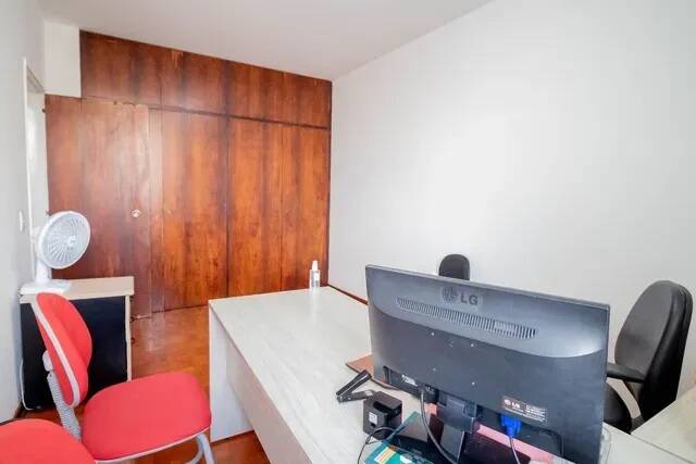 Casa à venda com 4 quartos, 279m² - Foto 9