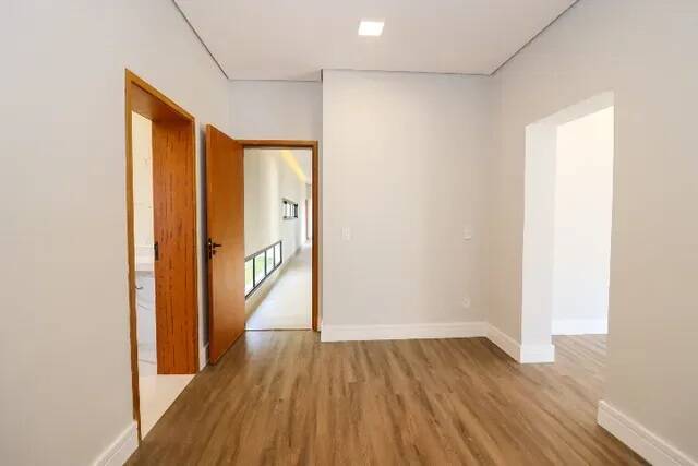 Casa de Condomínio à venda com 4 quartos, 265m² - Foto 11