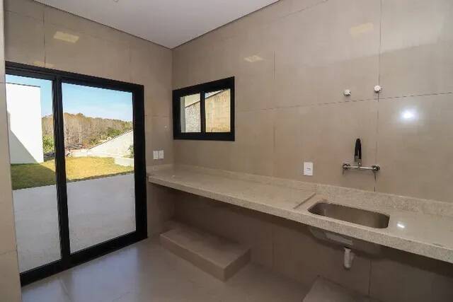 Casa de Condomínio à venda com 4 quartos, 265m² - Foto 16