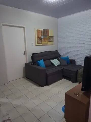 Casa à venda com 4 quartos, 128m² - Foto 1