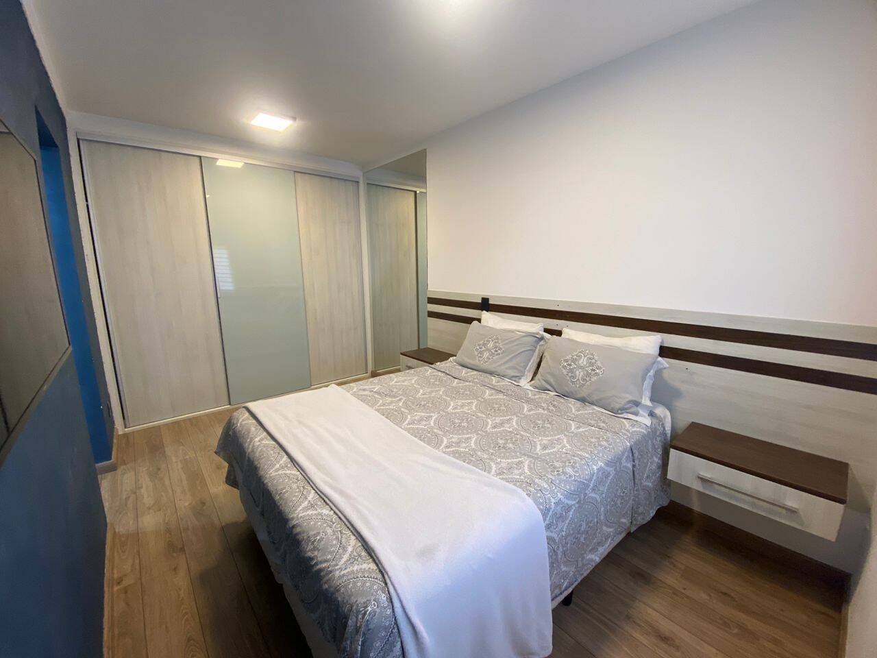 Apartamento à venda com 2 quartos, 79m² - Foto 11