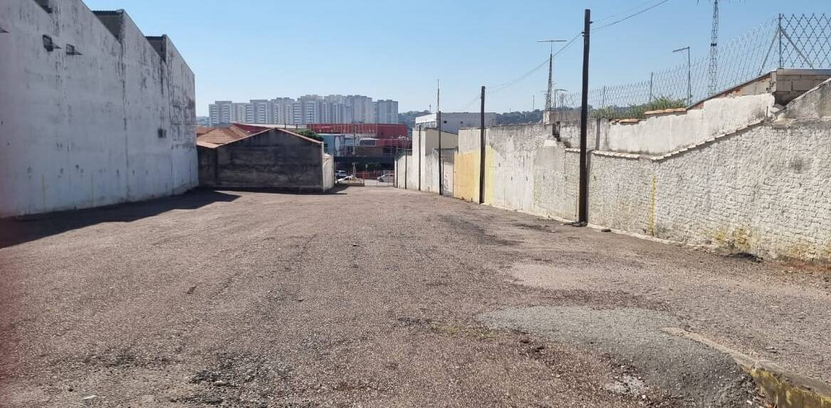 Loja-Salão para alugar, 1600m² - Foto 1