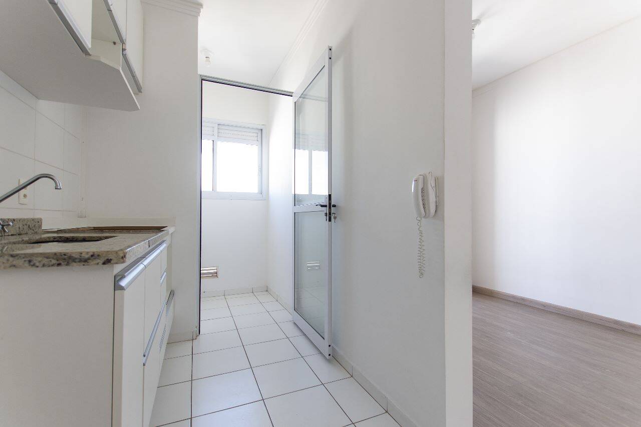 Apartamento à venda com 2 quartos, 56m² - Foto 3