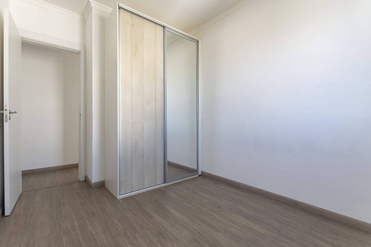 Apartamento à venda com 2 quartos, 56m² - Foto 7